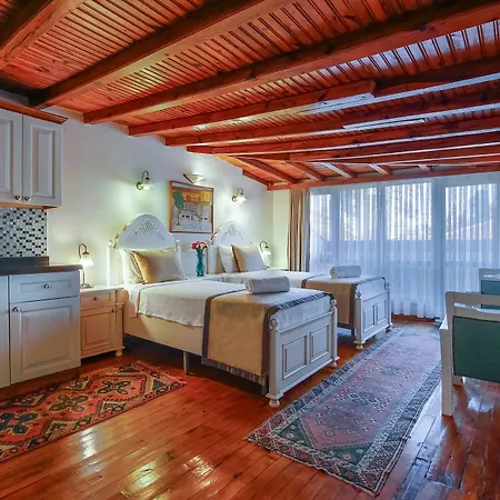 La Paloma Hotel 3*